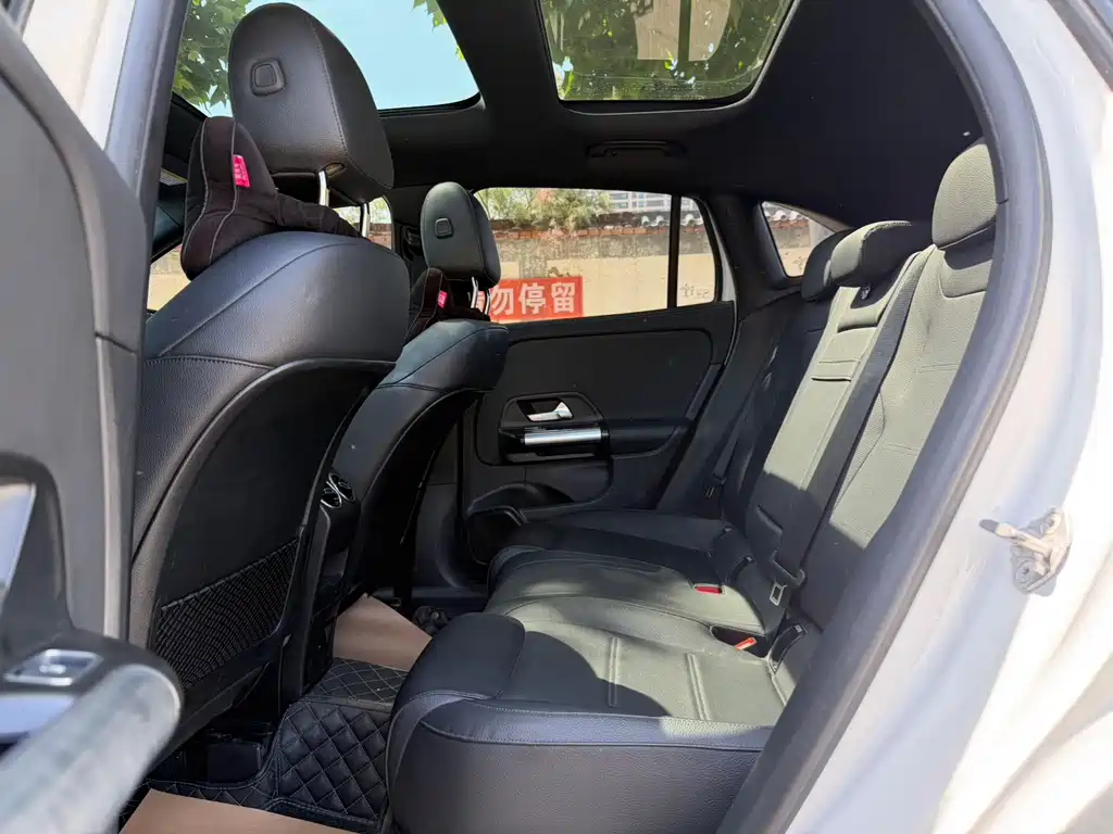 Mercedes-Benz GLA 2020 GLA 200