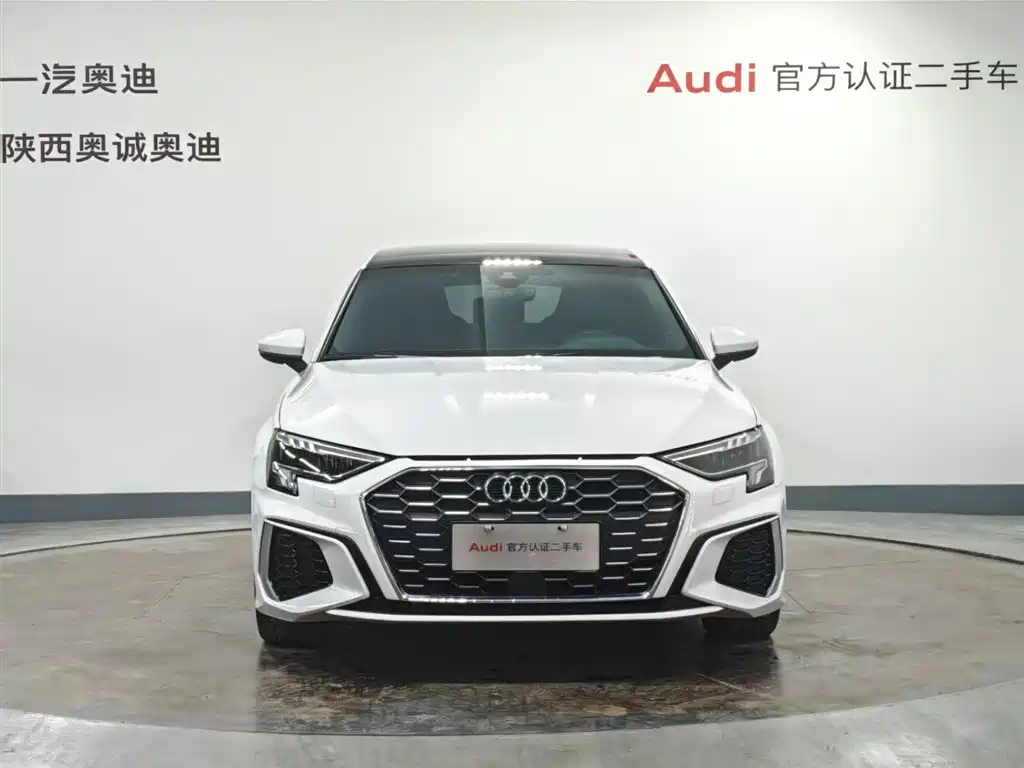 Audi A3 2023 Sportback 35 TFSI S line