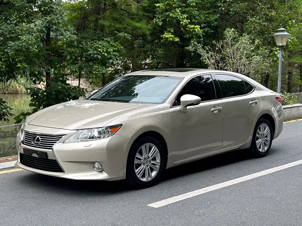 Lexus ES 2013 250 Elegant Edition