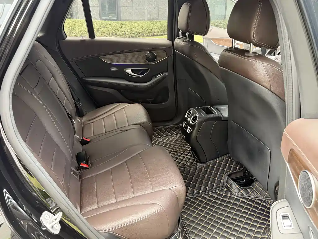 Mercedes-Benz GLC 300 L 4MATIC Dynamic Edition