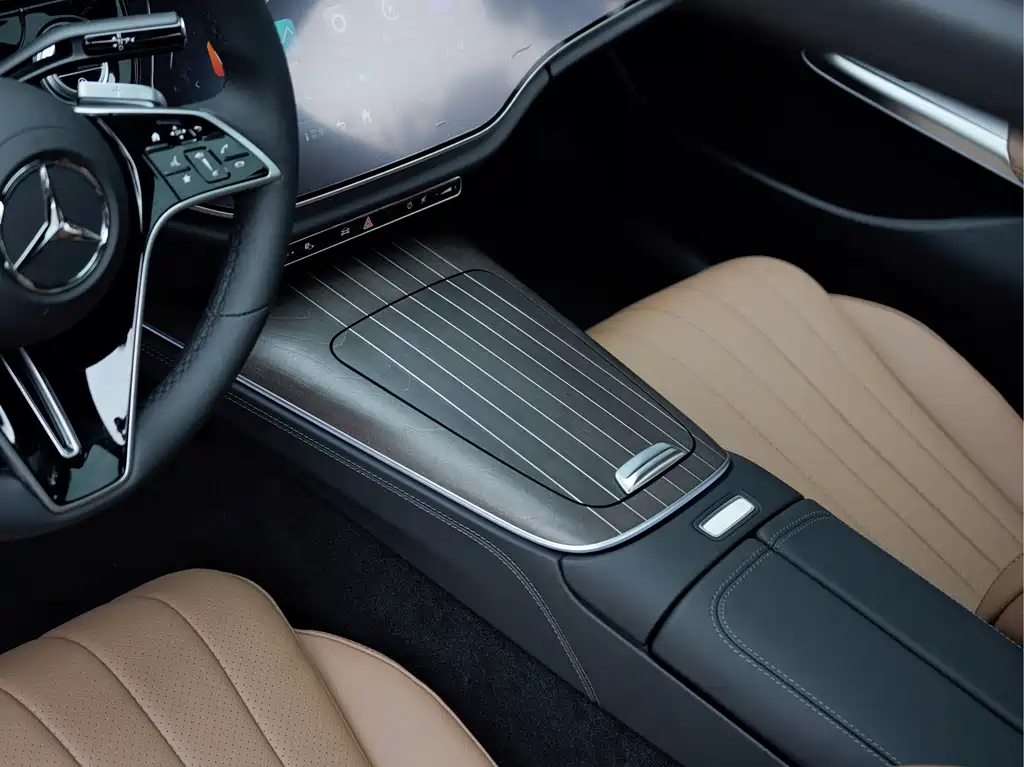 Mercedes-Benz E-Class 2026 E 300 L Luxury