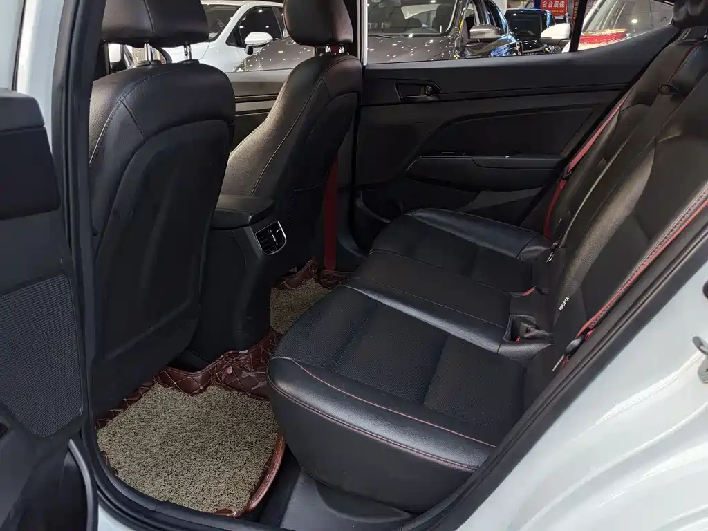 Elantra GT 2019 model 1.4T DCT Sport