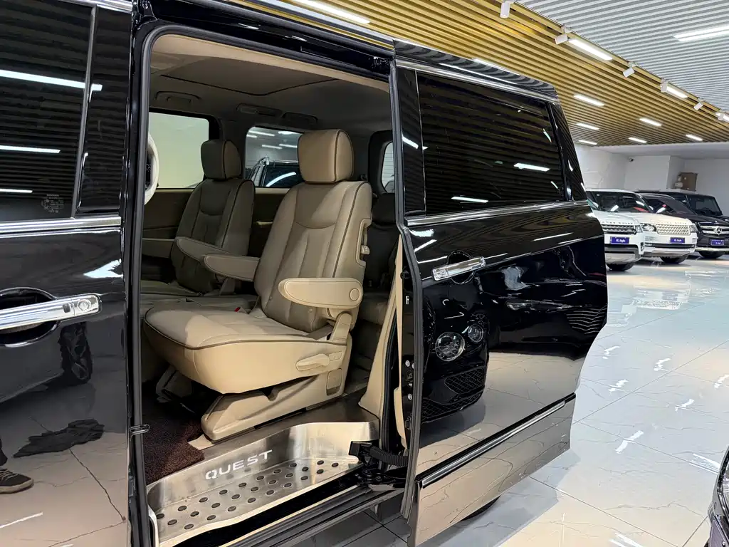 Nissan Quest 2015 3.5L SL
