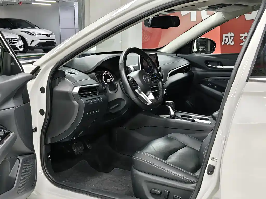 Nissan Altima 2020 2.0T XL Upper AD1 Intelligent Navigation Edition