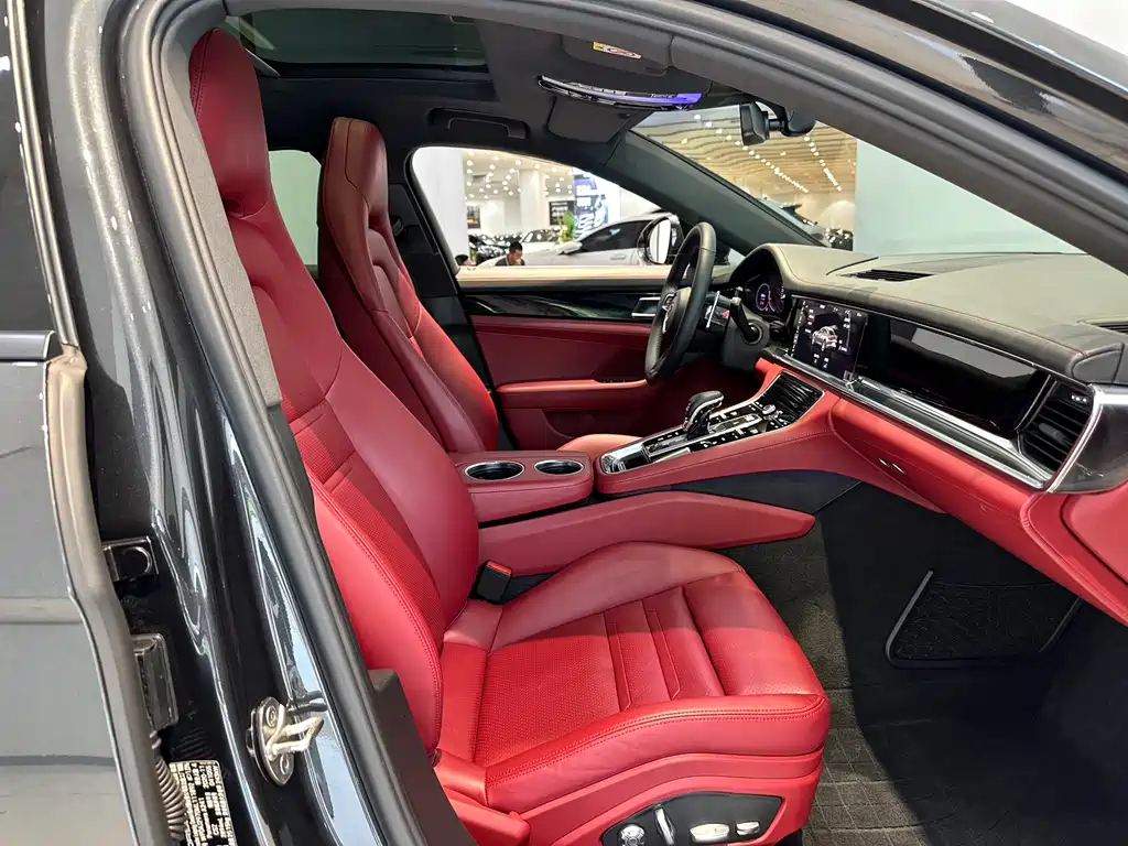 2021 Porsche Panamera 2.9T