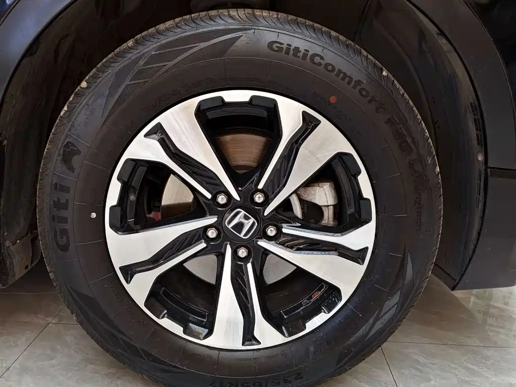 Honda CR-V 2021 240TURBO CVT 2WD Fashion Edition