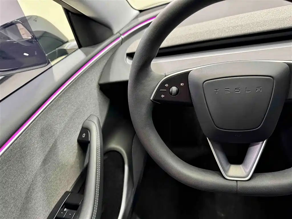 Tesla Model 3 2023 RWD