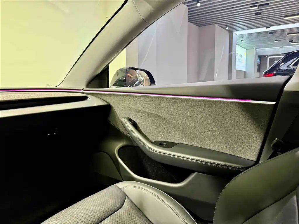 Tesla Model 3 2023 RWD
