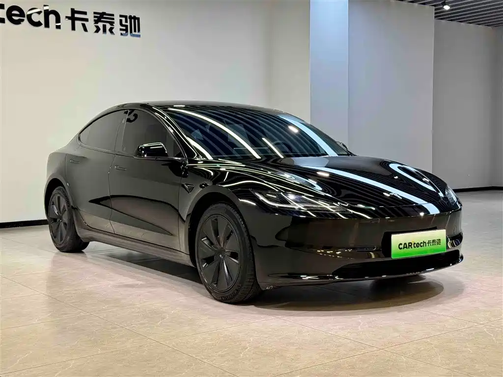 Tesla Model 3 2023 RWD
