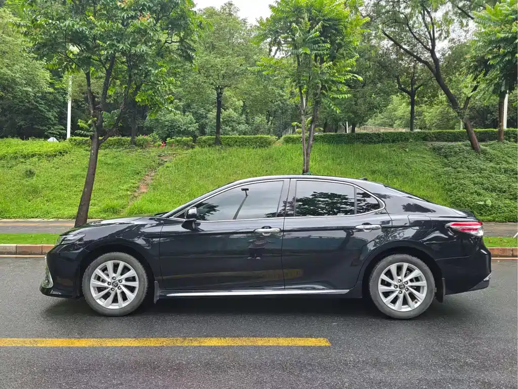 Camry 2023 2.0G Luxury Edition
