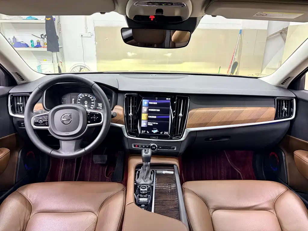 Volvo S90 2017 T4 Zhiyuan Edition