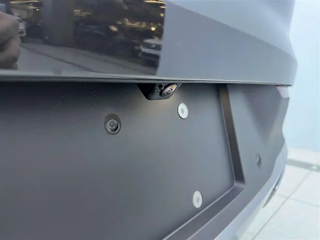 Tavendor 2025 330TSI Luxury Edition