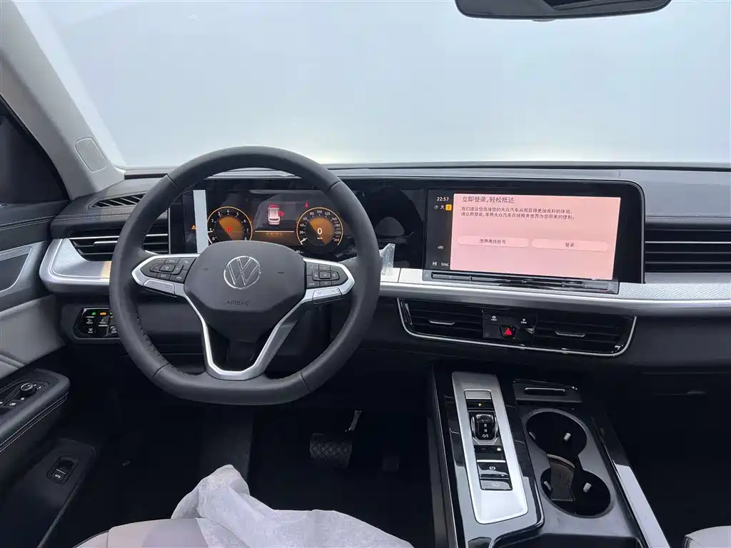 Tavendor 2025 330TSI Luxury Edition