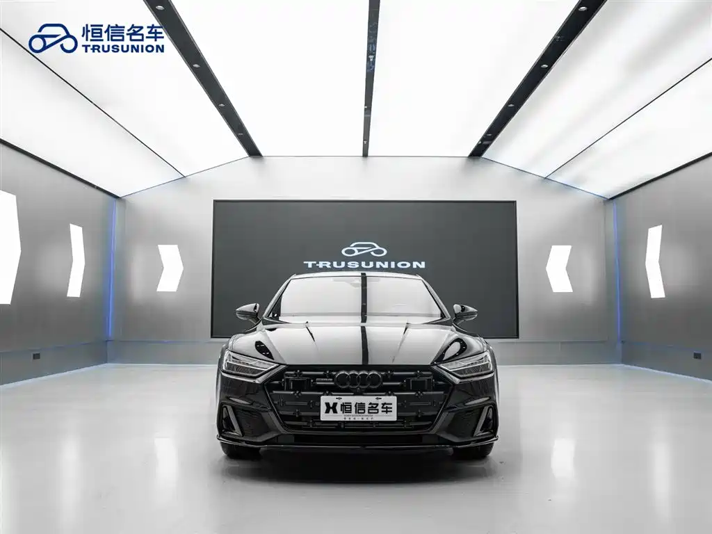 Audi A7L 2024 45 TFSI quattro S-line Black Warrior Edition