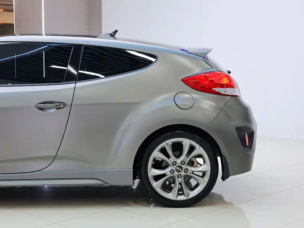 Hyundai Veloster 2015 1.6T Automatic Luxury Edition