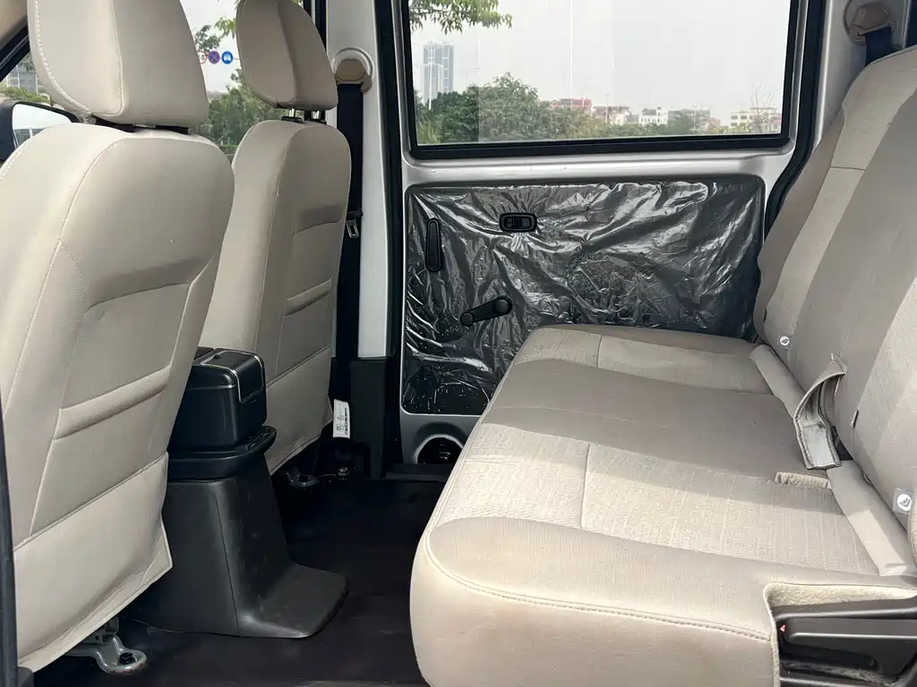Wuling Hongguang V 2022 1.5L Jinqv Edition Electric Power Assist LAR