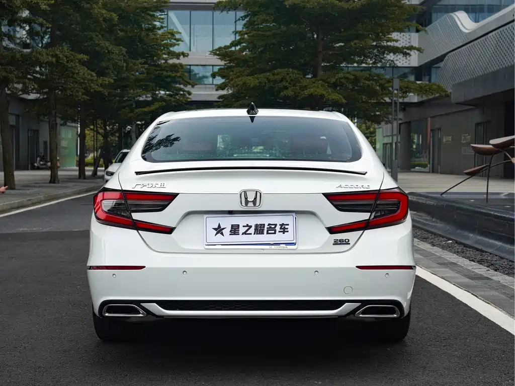 2022 Honda Accord 260TURBO Phantom Night Prestige Edition