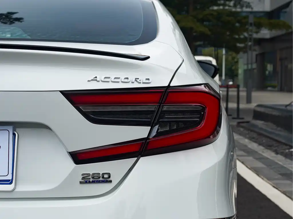 2022 Honda Accord 260TURBO Phantom Night Prestige Edition