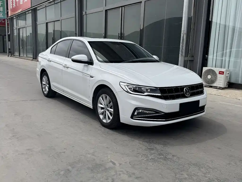 Bora 2020 1.5L Automatic Elite
