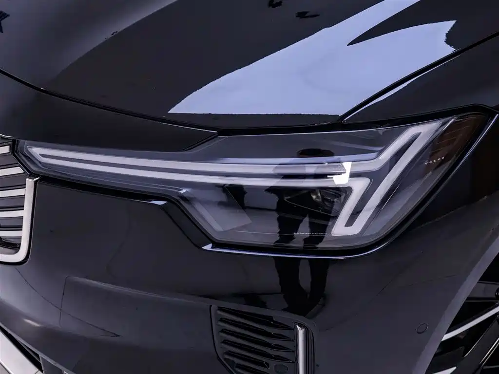 Volvo S90 2026 B5 Zhiyuan Luxury Edition