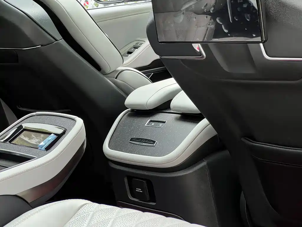 Lincoln Navigator L 2025 3.5T President Edition