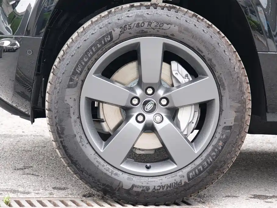 Land Rover Defender 2025 90 3.0T P400 X-Dynamic HSE