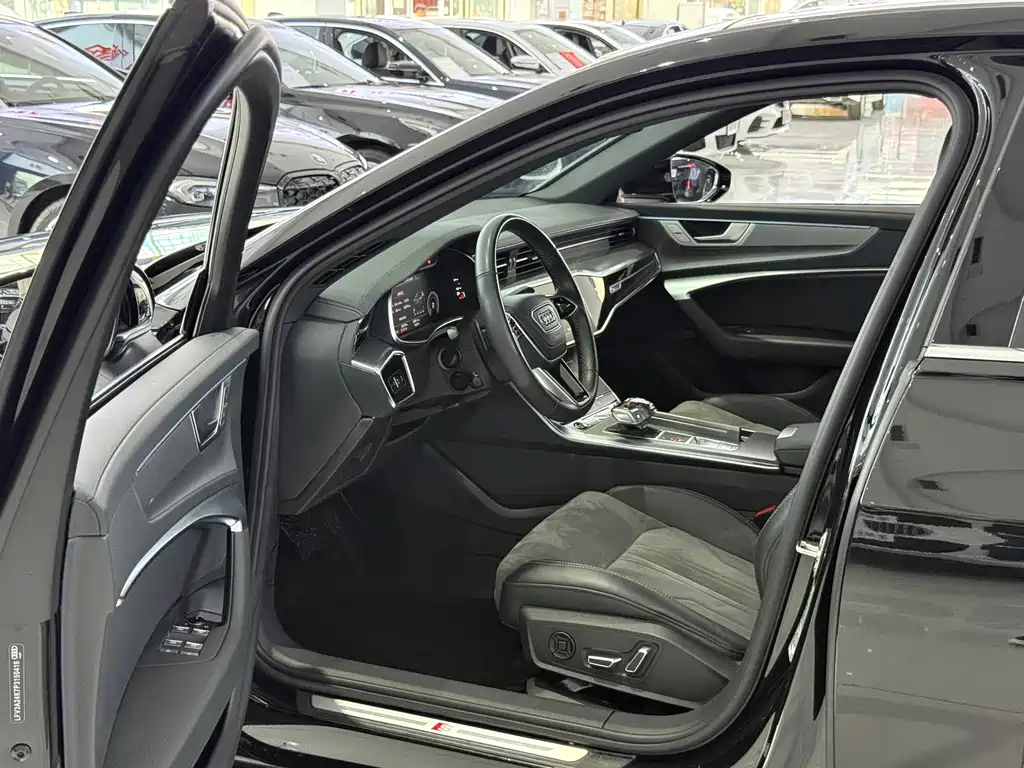 Audi A6L 2024 45 TFSI Zhenxuan Dynamic Edition