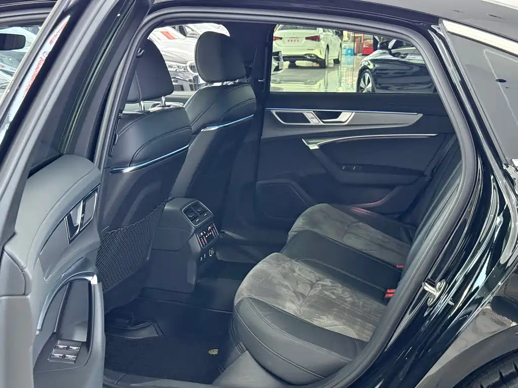 Audi A6L 2024 45 TFSI Zhenxuan Dynamic Edition
