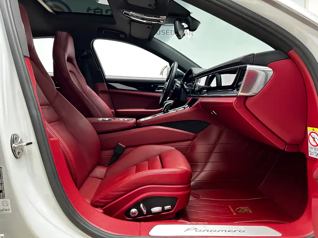 2017 Porsche Panamera 3.0T