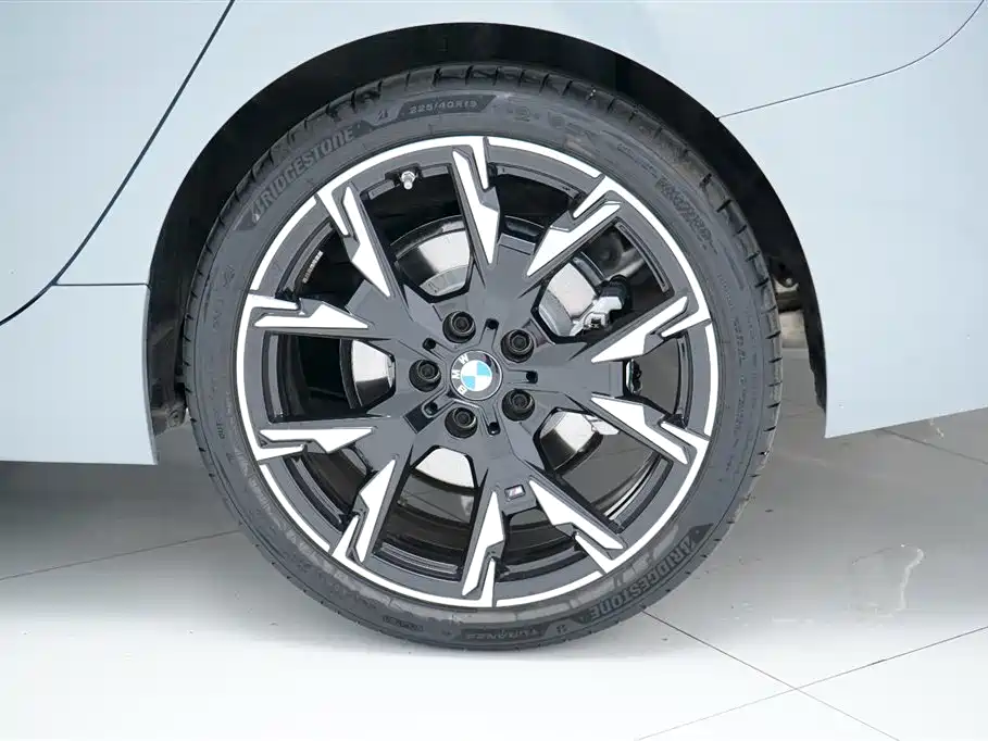 BMW 2 Series 2025 225L M Sport Night Edition