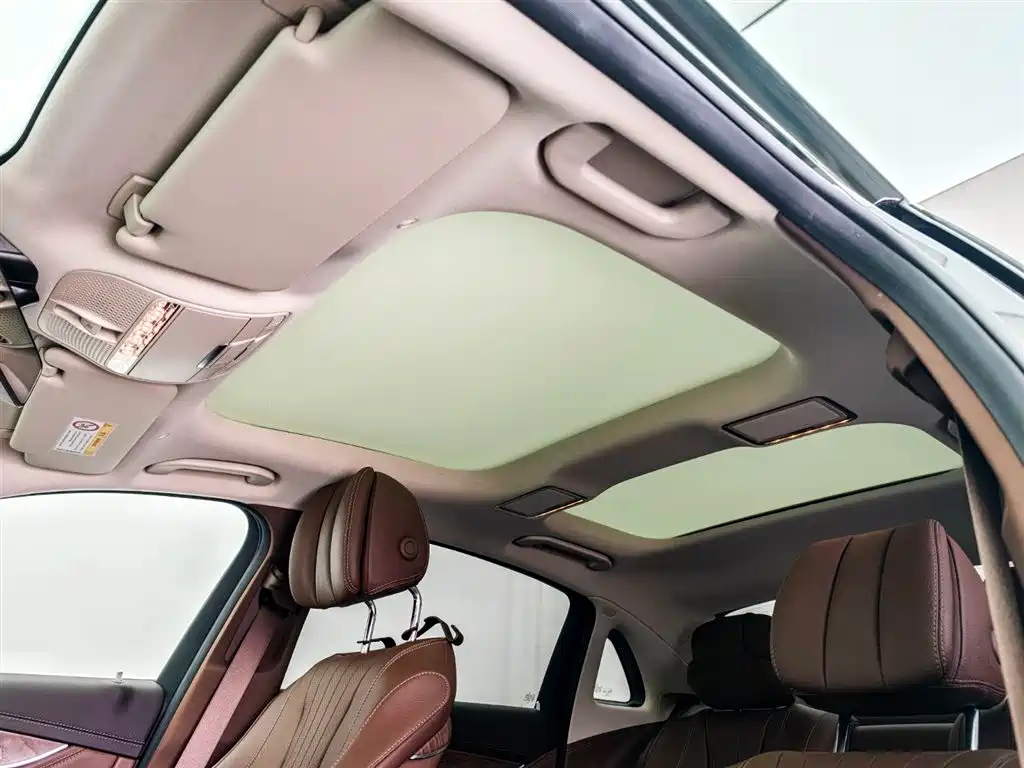 Mercedes-Benz E-Class 2023 E 300 L Fashion