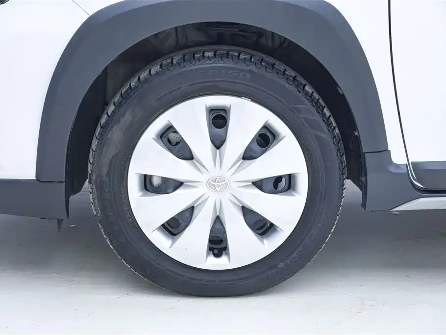 Toyota Yaris L X 1.5L CVT Premium Plus 2022