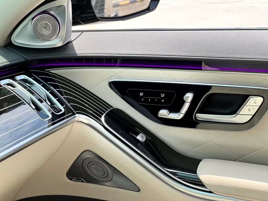 Mercedes-Benz S-Class 2025 S 580 L Canadian Version