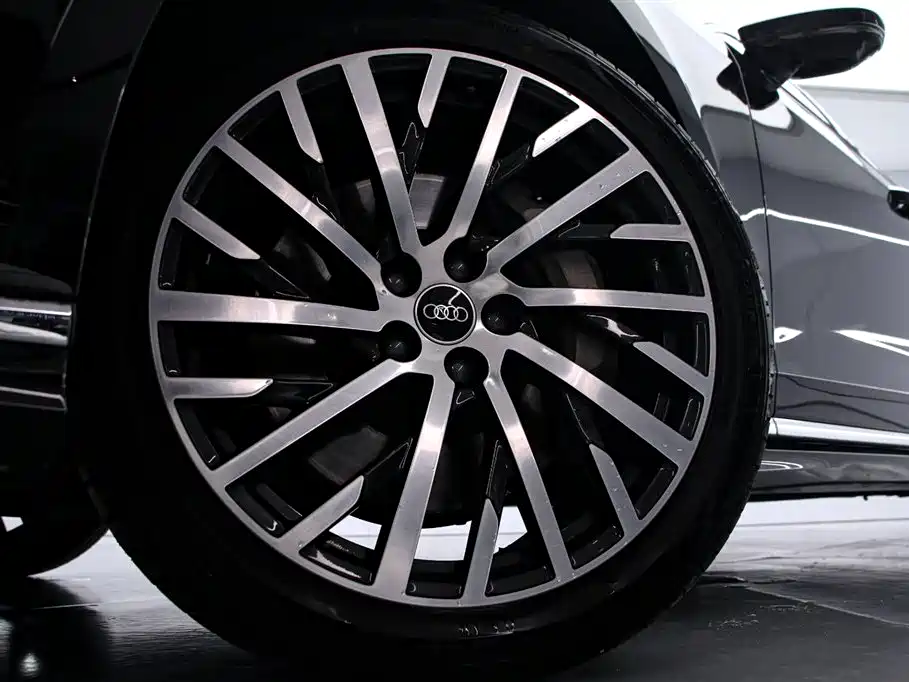 Audi A8 2023 A8L 55 TFSI quattro Flagship Edition