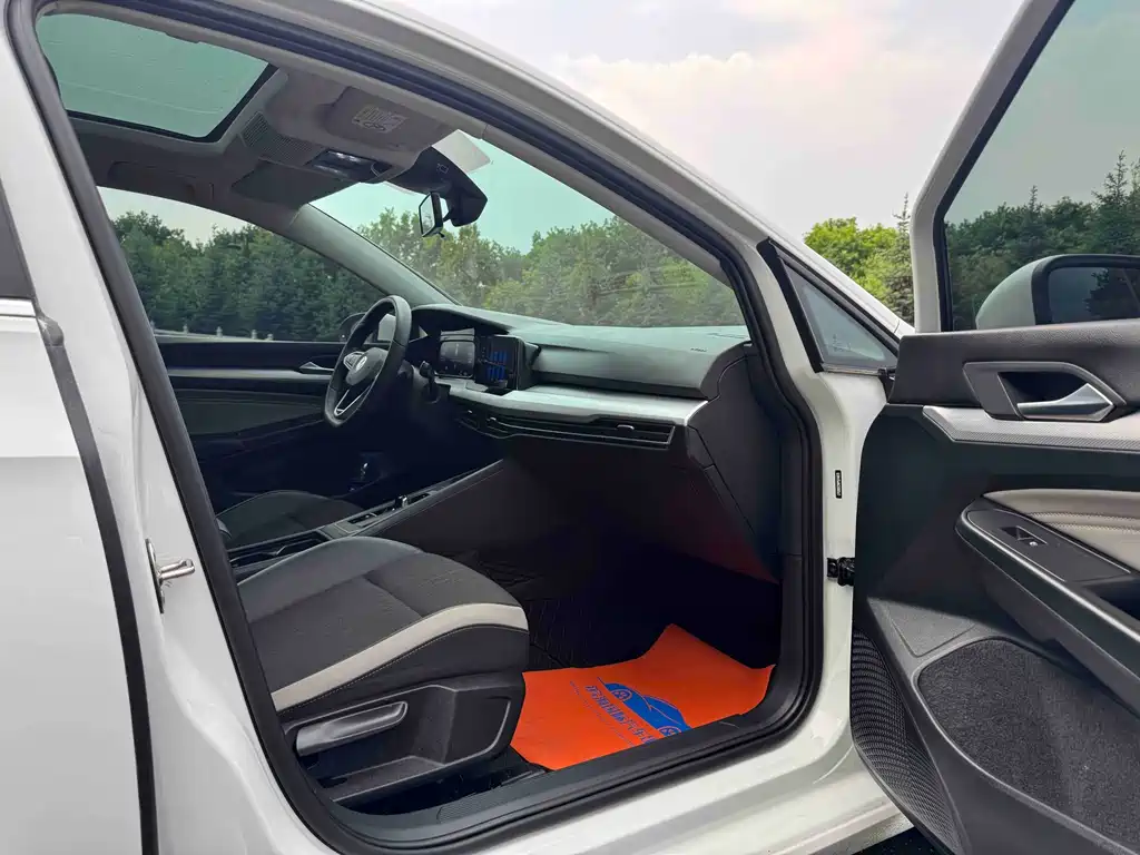 Volkswagen Golf 2023 Model Update 280TSI DSG Pro