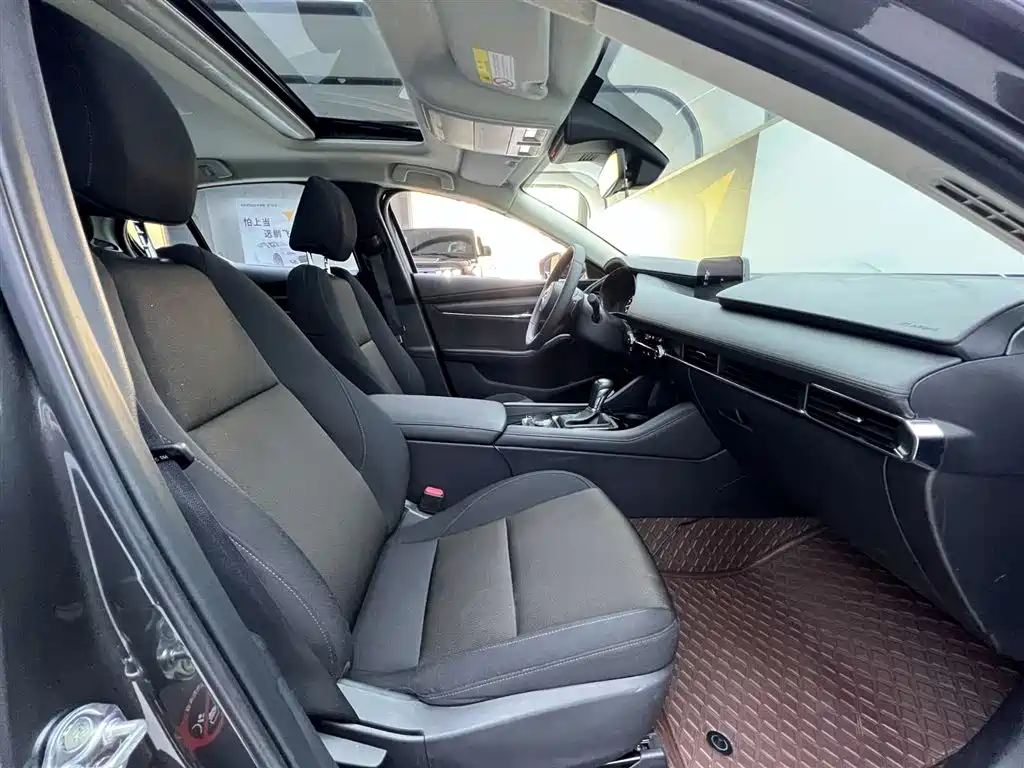 Mazda 3 Axela 2021 2.0L Automatic Zhixuan Edition
