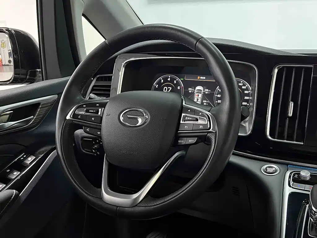 GAC Motor M8 2023 Elite Series 390T Deluxe Edition