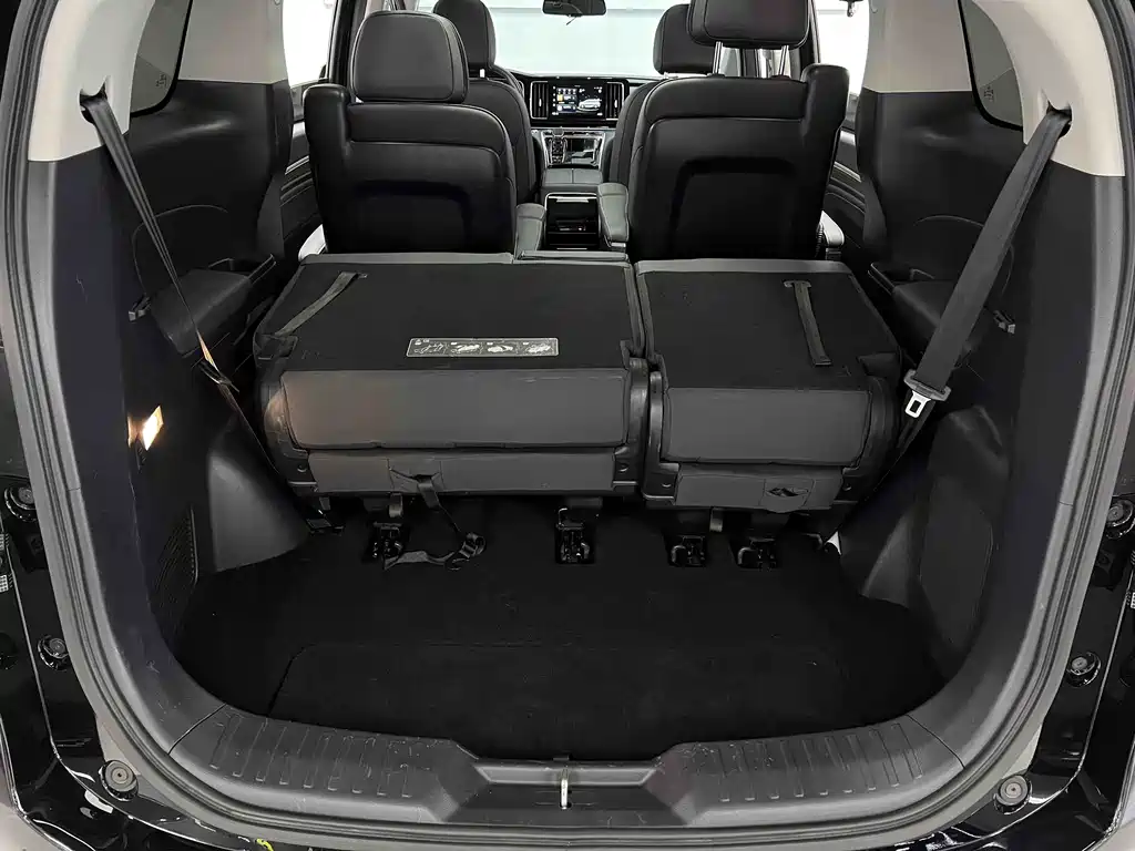 GAC Motor M8 2023 Elite Series 390T Deluxe Edition