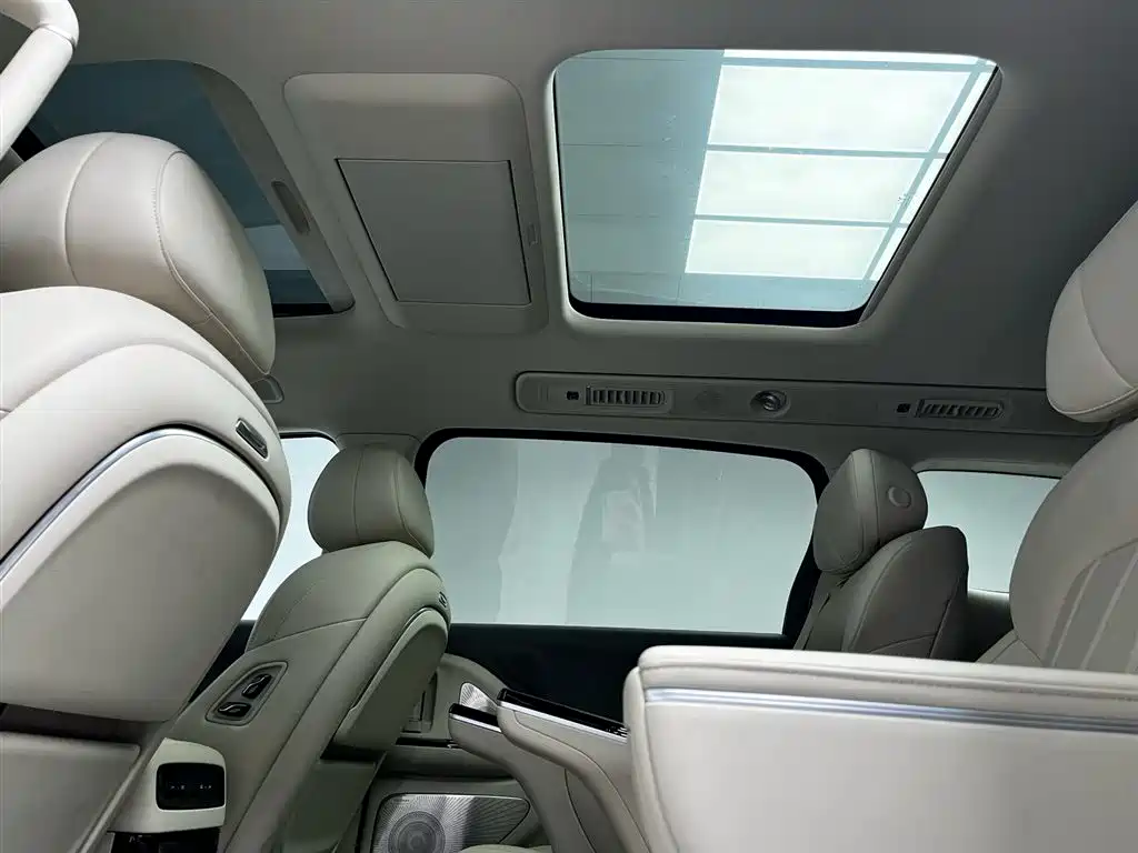 Voyah Dreamer 2025 PHEV AWD Premium Kunpeng Edition