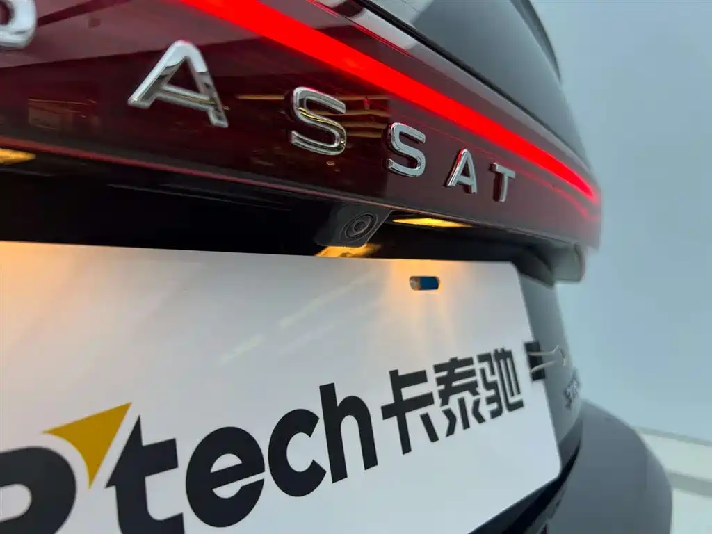 Volkswagen Passat 2023 330TSI Starlight Elite Edition
