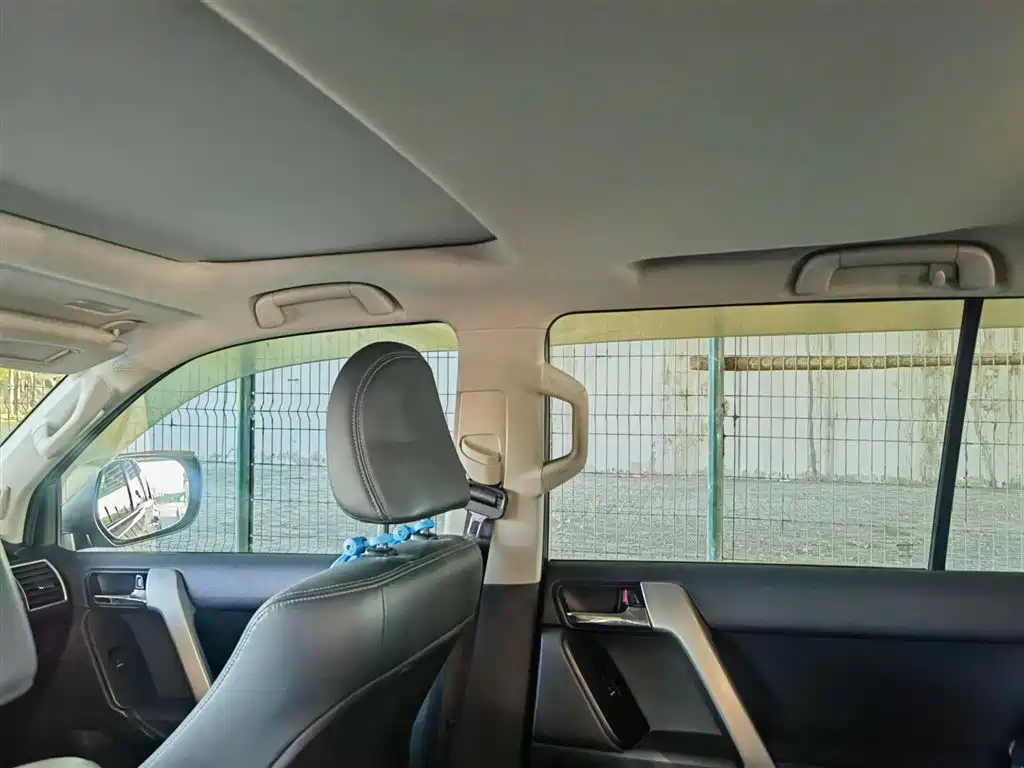 Toyota Prado 2016 2.7L Automatic Standard Edition
