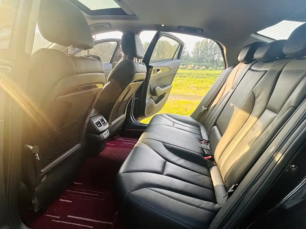 Hongqi H5 2020 1.8T Automatic ZhiLian QiYun Edition