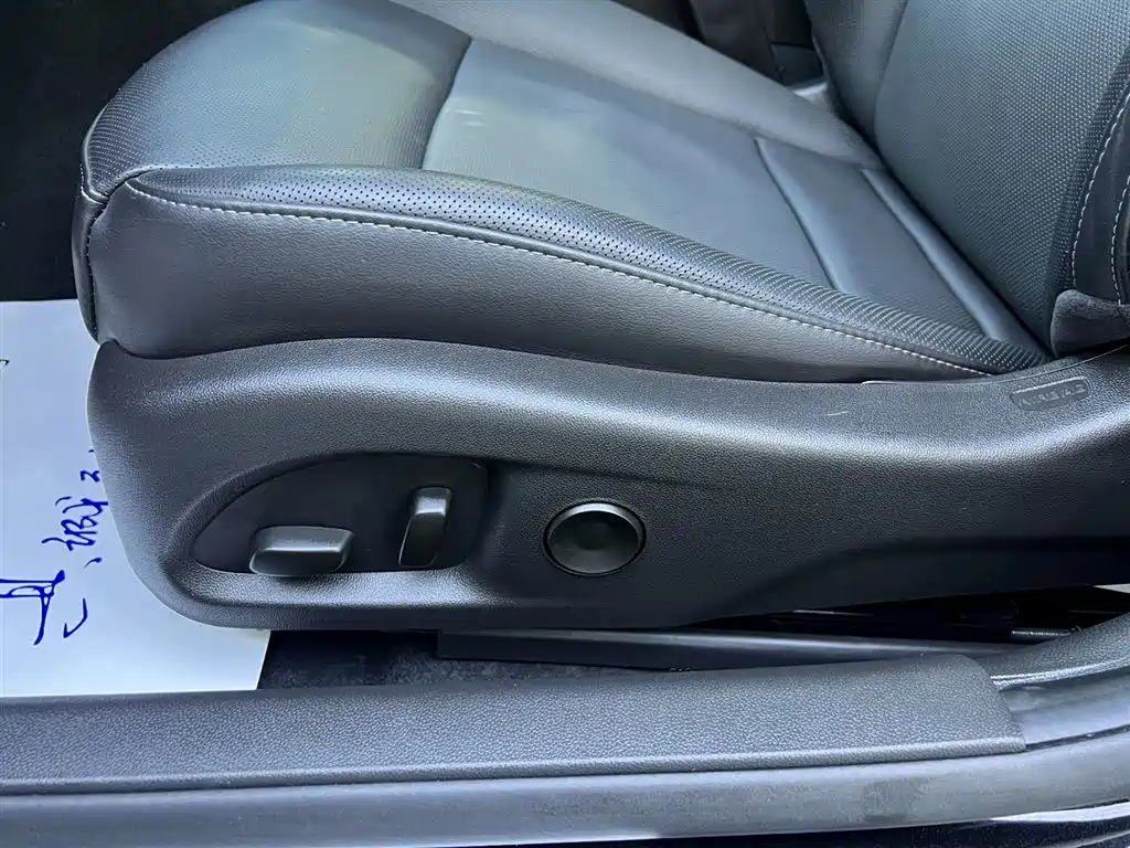 Cadillac CT4 2023 25T Luxury