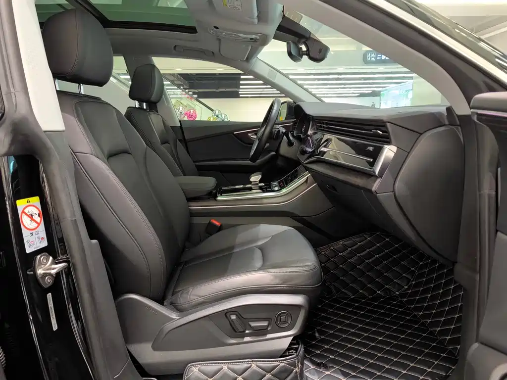 Audi Q8 2022 55 TFSI