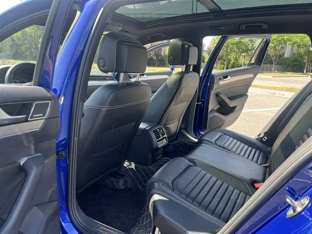 Volkswagen Passat Alltrack 2021 2.0T Zongxing Edition