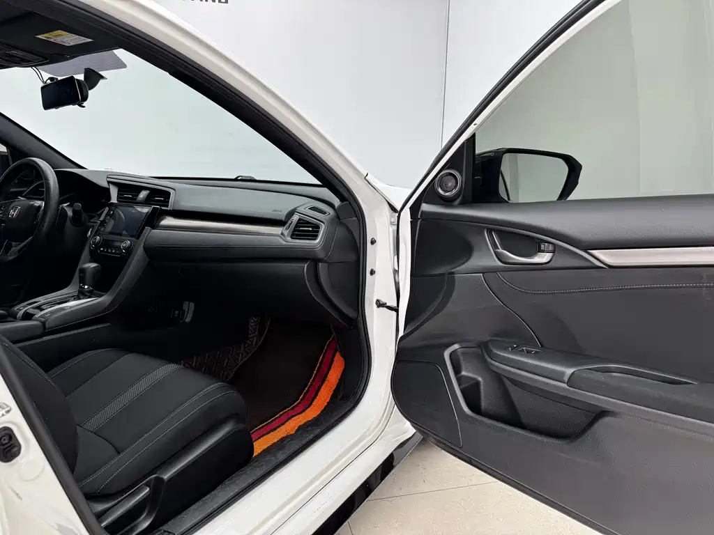 Civic 2021 HATCHBACK 220TURBO CVT