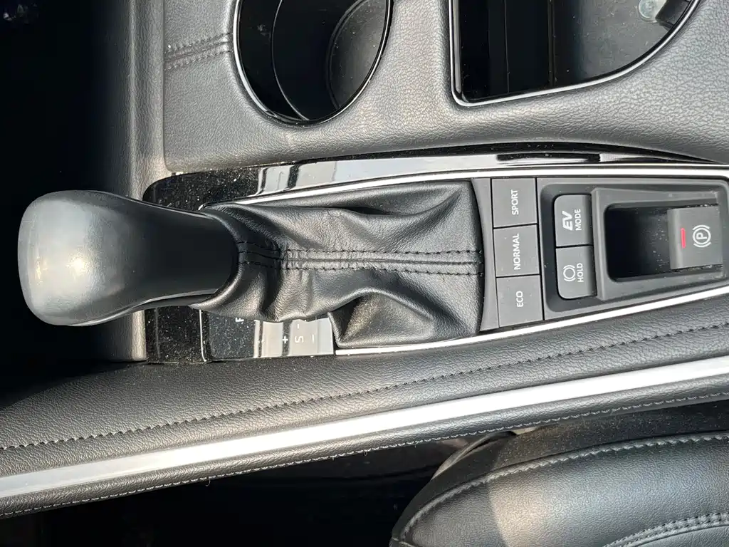 Toyota Avalon 2023 Hybrid 2.5L Luxury Edition