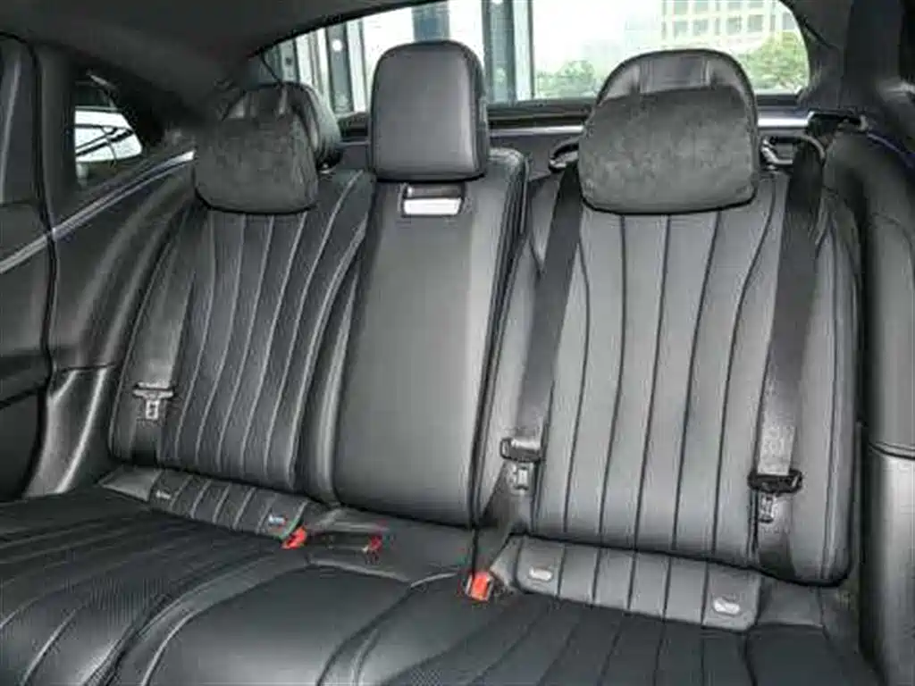 Mercedes-Benz E-Class 2025 E 300 L Luxury