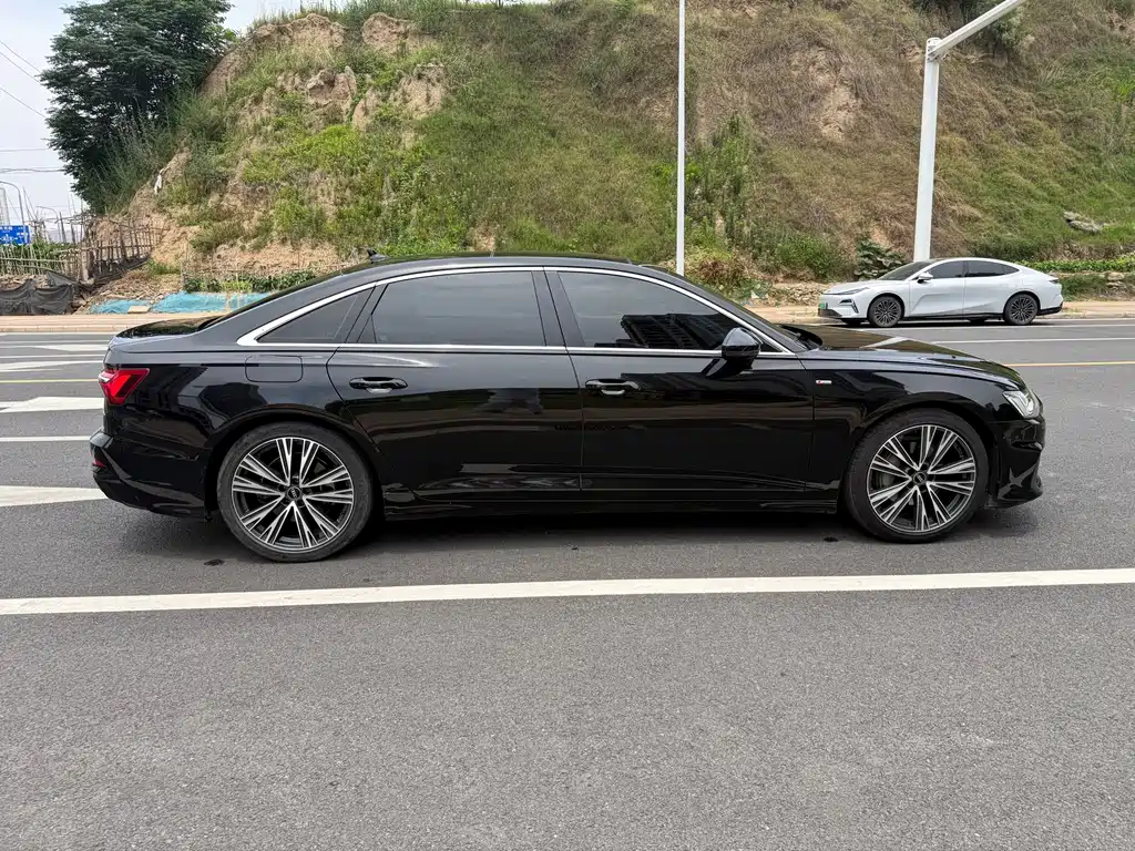 Audi A6L 2022 45 TFSI Select Dynamic Edition