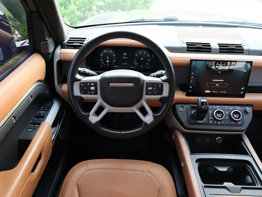 Land Rover Defender 2024 110 3.0T P400 Dark Special Edition
